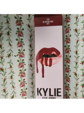Kylie Jenner Better Not Pout Matte Liquid Lipstick & Lip Liner